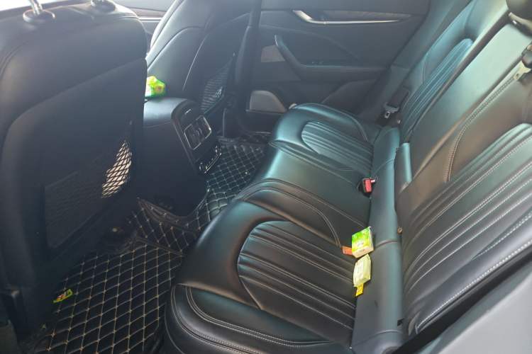 Used Maserati Levante 2016 3.0T Standard Edition Left Rear Seat