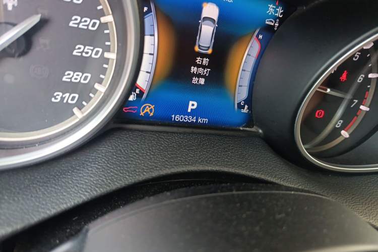 Used Maserati Levante 2016 3.0T Standard Edition Odometer Close Up