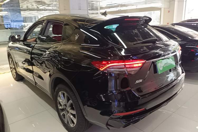 Used Maserati Levante 2016 3.0T Standard Edition Rear Left 45 Deg