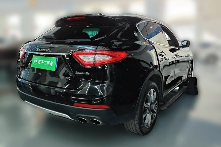 Used Maserati Levante 2016 3.0T Standard Edition Rear Right 45 Deg