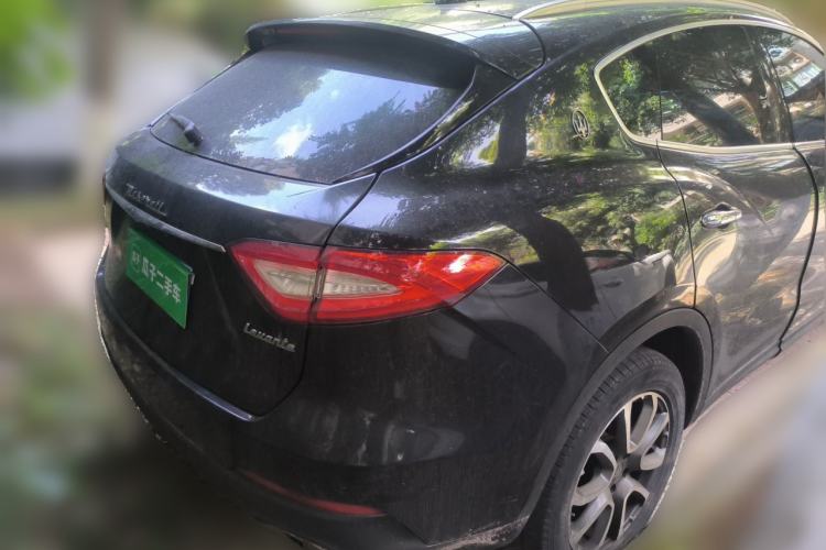 Used Maserati Levante 2016 3.0T Standard Edition Rear Right 45 Deg