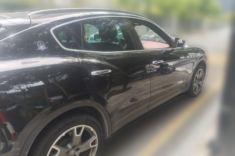 Used Maserati Levante 2016 3.0T Standard Edition Rear Right 45 Deg