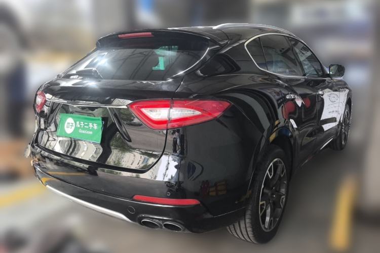 Used Maserati Levante 2016 3.0T Standard Edition Rear Right 45 Deg