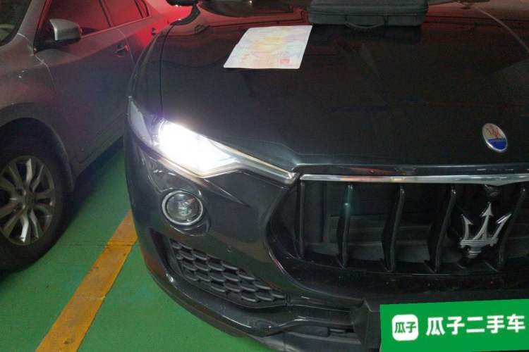 Used Maserati Levante 2016 3.0T Standard Edition Right Front Headlight