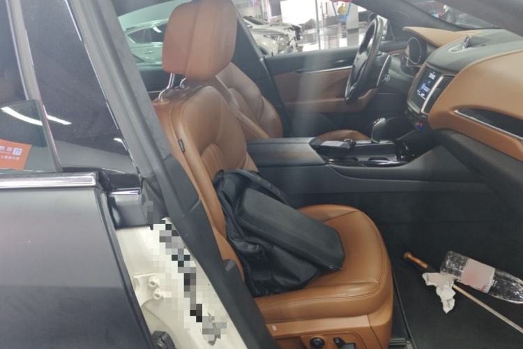 Used Maserati Levante 2016 3.0T Standard Edition Right Front Seat