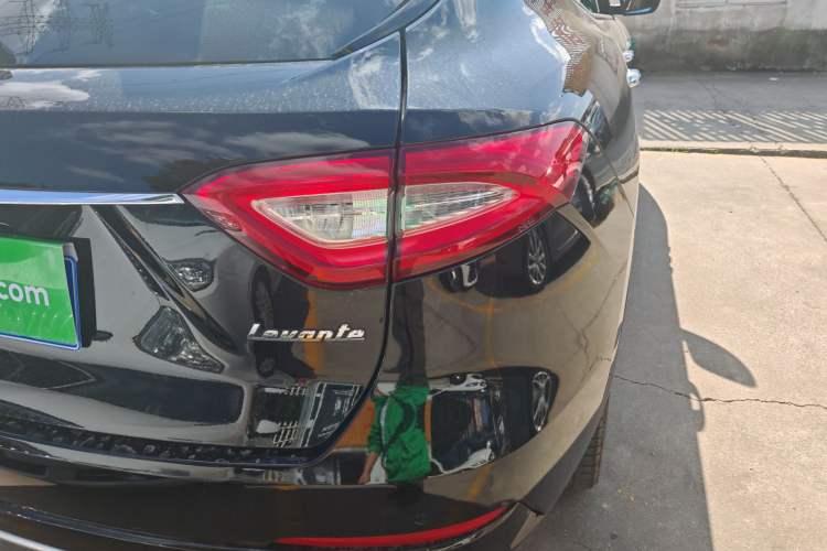 Used Maserati Levante 2016 3.0T Standard Edition Right Rear Taillight