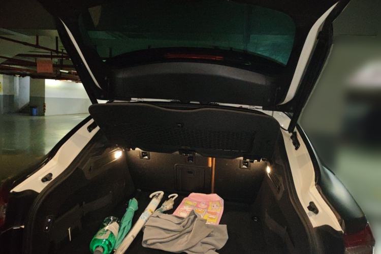 Used Maserati Levante 2016 3.0T Standard Edition Trunk