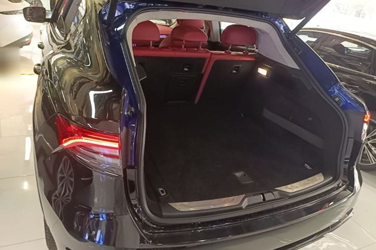 Used Maserati Levante 2016 3.0T Standard Edition Trunk