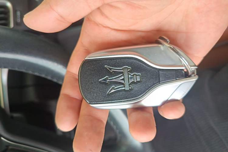 Used Maserati Levante 2016 3.0T Standard Edition Vehicle Key