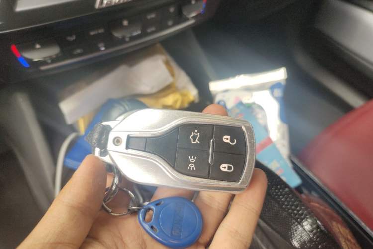 Used Maserati Levante 2016 3.0T Standard Edition Vehicle Key