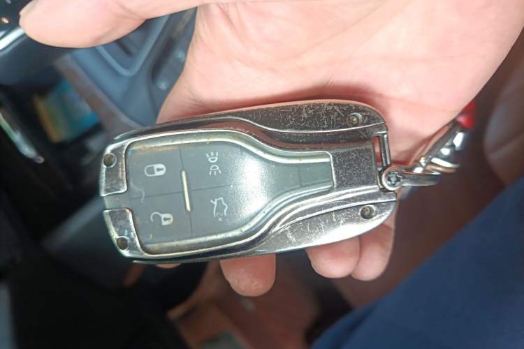 Used Maserati Levante 2016 3.0T Standard Edition Vehicle Key