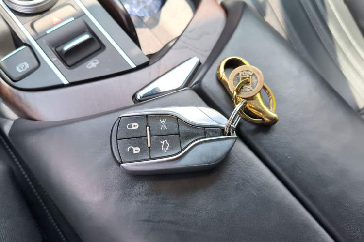 Used Maserati Levante 2016 3.0T Standard Edition Vehicle Key