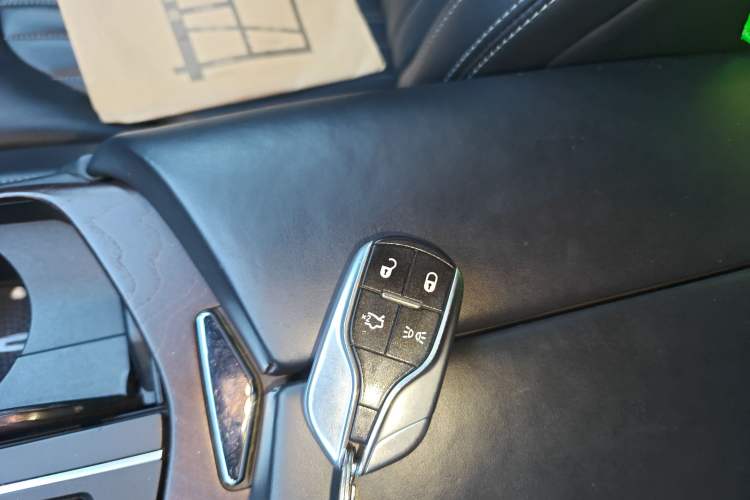 Used Maserati Levante 2016 3.0T Standard Edition Vehicle Key