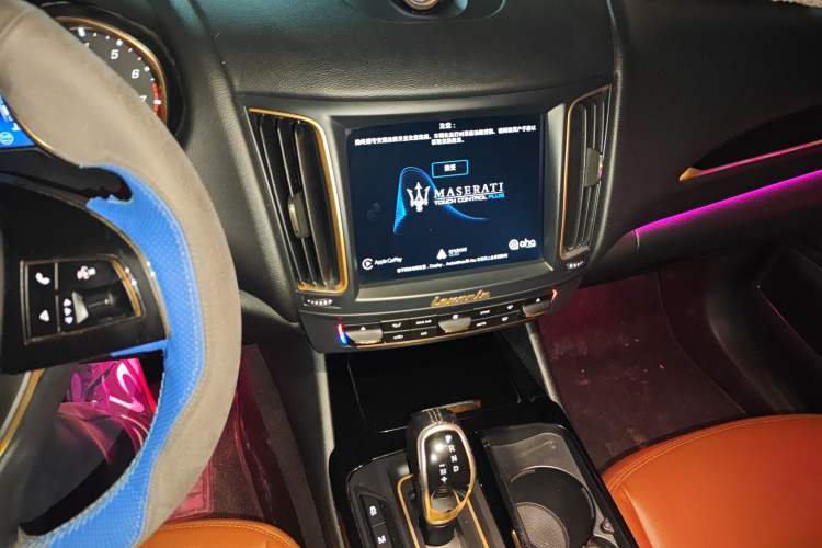 Used Maserati Levante 2016 3.0T Standard Edition Audio And AC Panel
