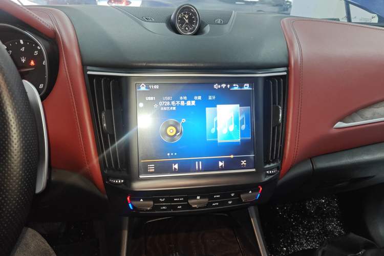 Used Maserati Levante 2016 3.0T Standard Edition Audio And AC Panel