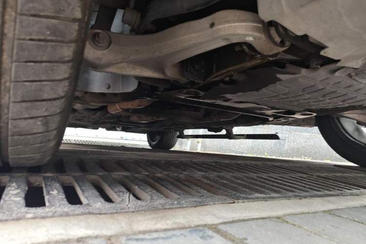 Used Maserati Levante 2016 3.0T Standard Edition Chassis Front Right