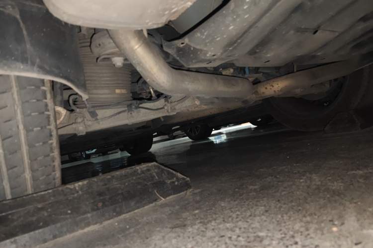 Used Maserati Levante 2016 3.0T Standard Edition Chassis Rear Left