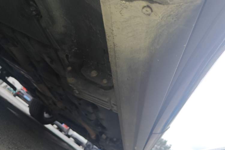 Used Maserati Levante 2016 3.0T Standard Edition Chassis Rear Right