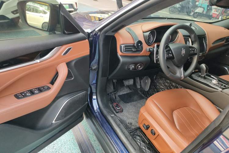 Used Maserati Levante 2016 3.0T Standard Edition Driver Seat