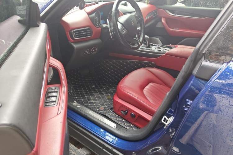 Used Maserati Levante 2016 3.0T Standard Edition Driver Seat