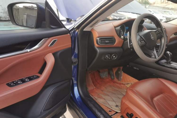 Used Maserati Levante 2016 3.0T Standard Edition Driver Seat