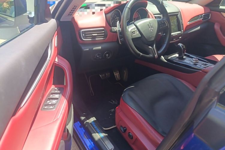 Used Maserati Levante 2016 3.0T Standard Edition Driver Seat