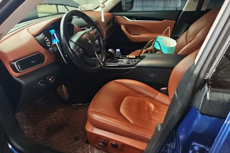 Used Maserati Levante 2016 3.0T Standard Edition Driver Seat