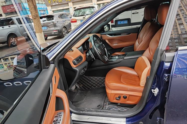 Used Maserati Levante 2016 3.0T Standard Edition Driver Seat