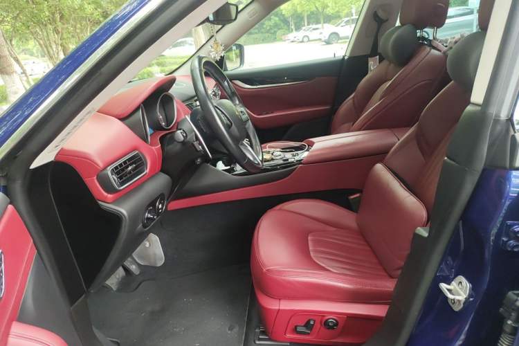 Used Maserati Levante 2016 3.0T Standard Edition Driver Seat