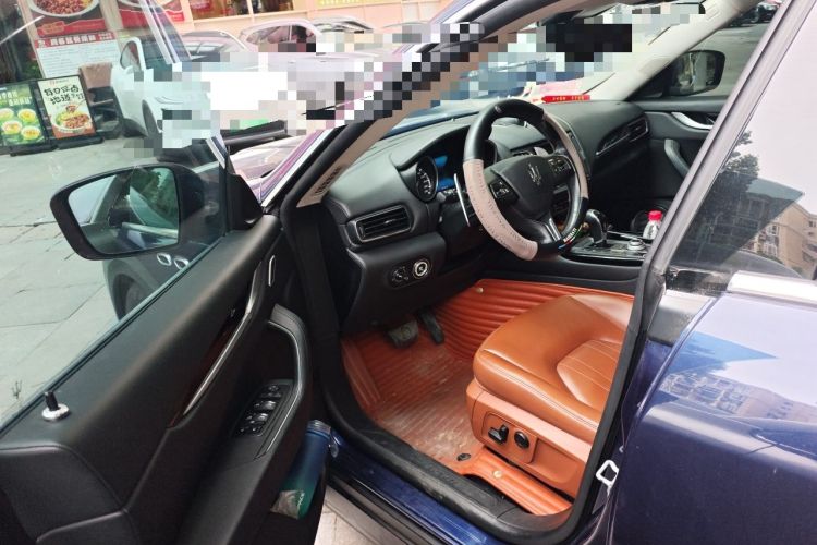 Used Maserati Levante 2016 3.0T Standard Edition Driver Seat