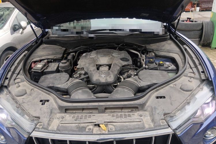 Used Maserati Levante 2016 3.0T Standard Edition Engine Bay