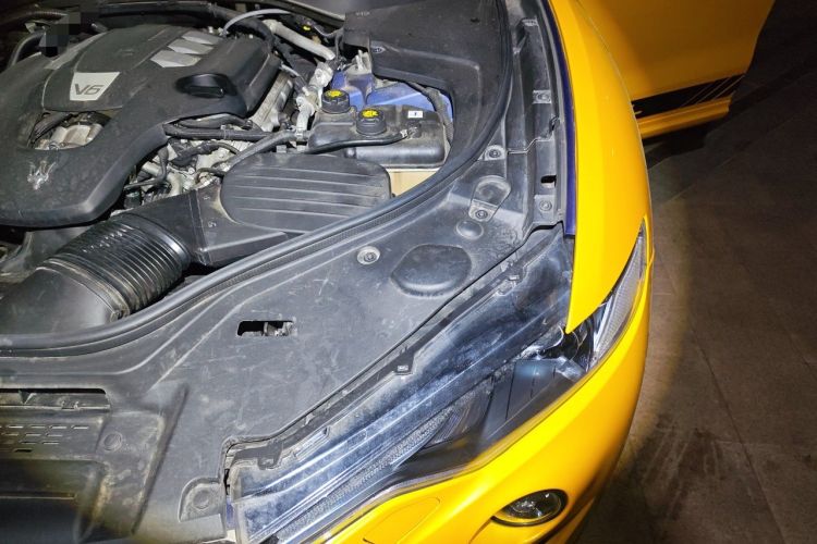 Used Maserati Levante 2016 3.0T Standard Edition Engine Bay Left
