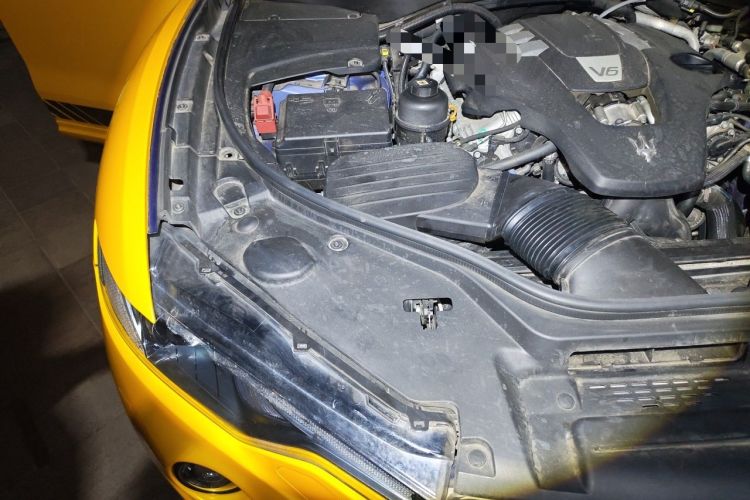 Used Maserati Levante 2016 3.0T Standard Edition Engine Bay Right