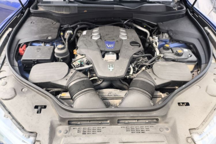 Used Maserati Levante 2016 3.0T S Standard Model Engine Bay