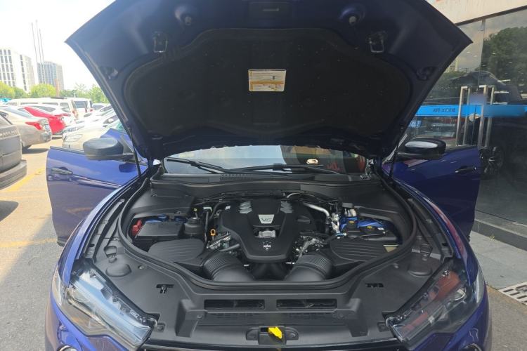 Used Maserati Levante 2016 3.0T Standard Edition Engine Bay