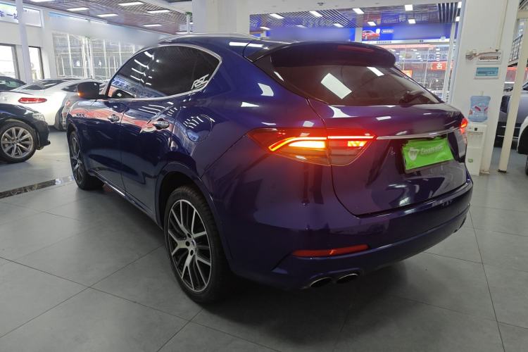 Used Maserati Levante 2016 3.0T Standard Edition Exterior 2