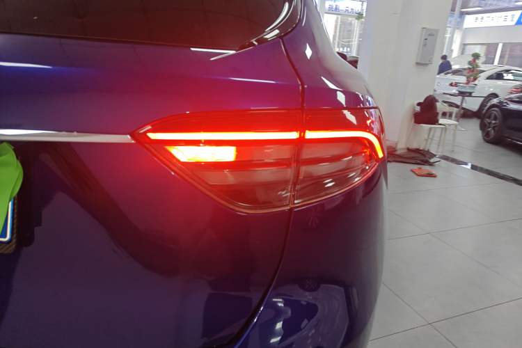 Used Maserati Levante 2016 3.0T Standard Edition Exterior 3