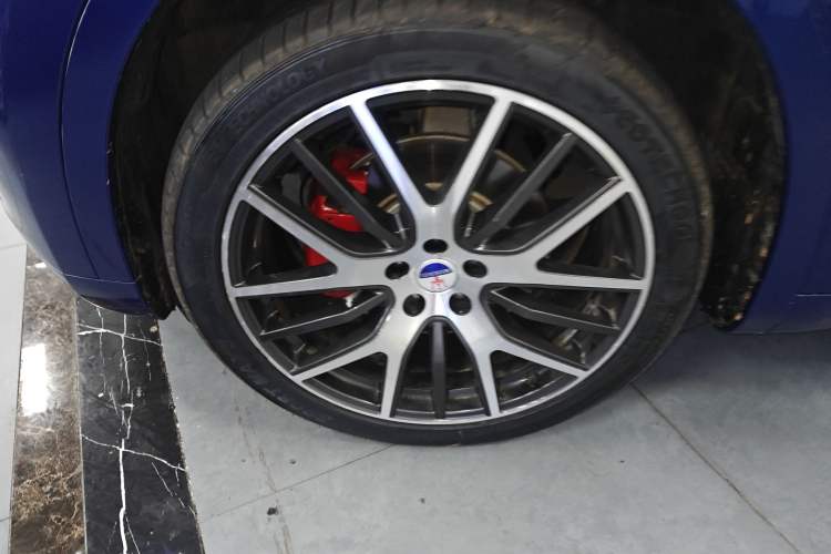Used Maserati Levante 2016 3.0T Standard Edition Exterior 4