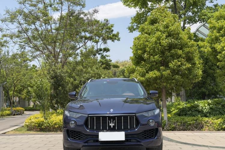 Used Maserati Levante 2016 3.0T Standard Edition Exterior 4