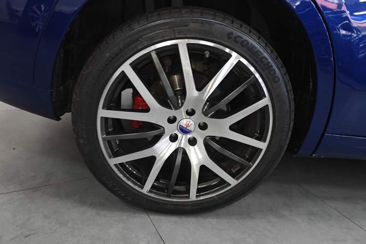 Used Maserati Levante 2016 3.0T Standard Edition Exterior 5