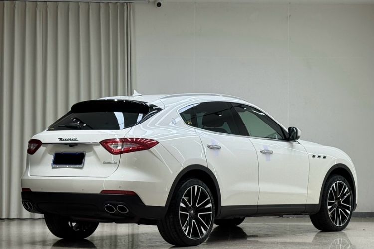 Used Maserati Levante 2016 3.0T Standard Edition Exterior 5