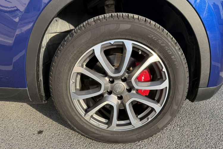 Used Maserati Levante 2016 3.0T Standard Edition Exterior 5