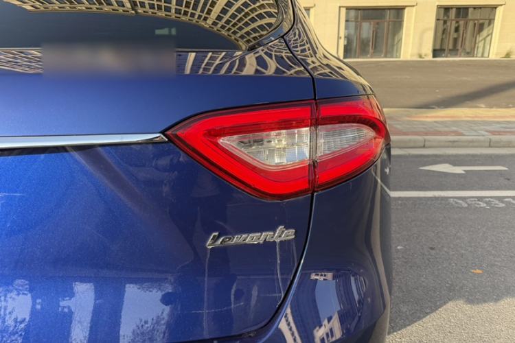 Used Maserati Levante 2016 3.0T Standard Edition Exterior 7