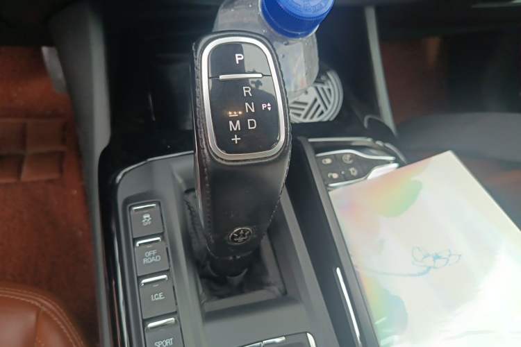 Used Maserati Levante 2016 3.0T S Standard Model Gear Lever