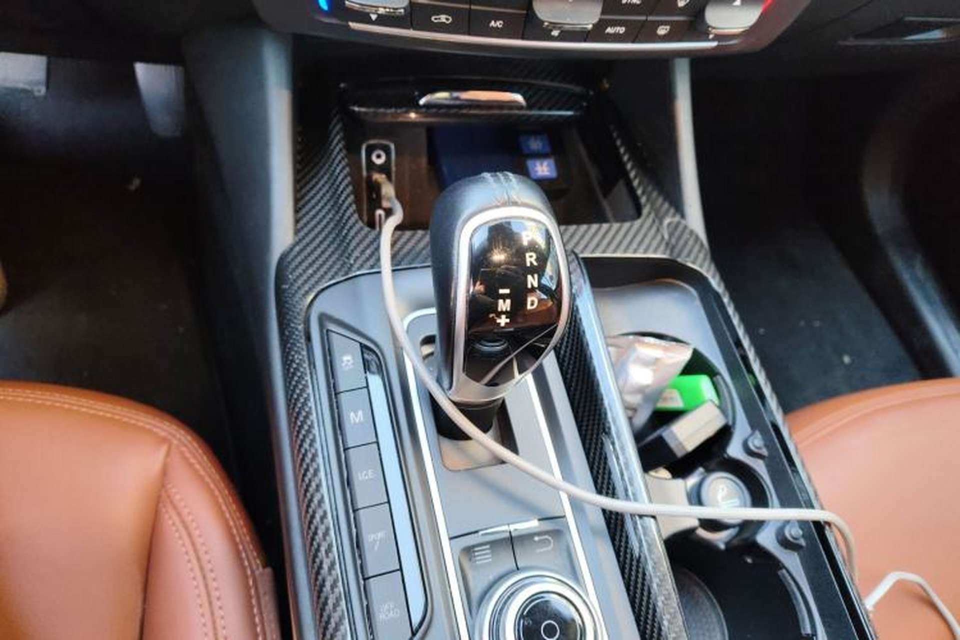 Used Maserati Levante 2016 3.0T Standard Edition Gear Lever