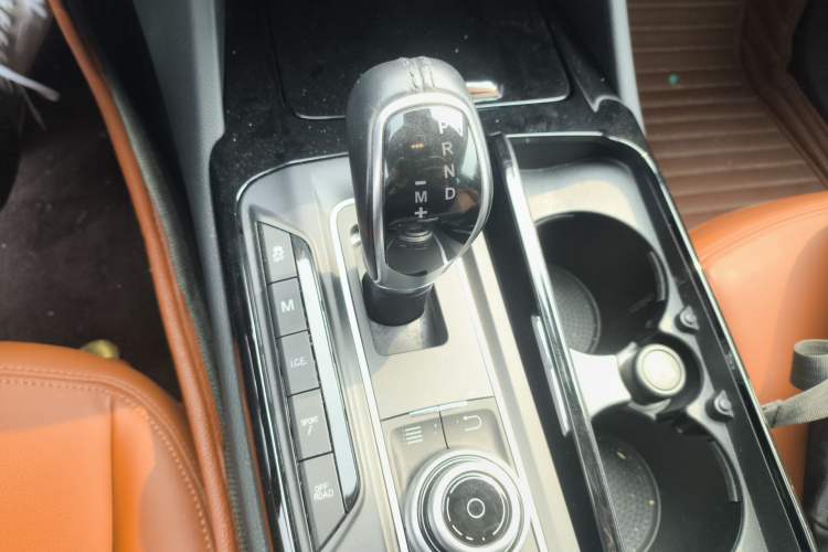 Used Maserati Levante 2016 3.0T S Standard Model Gear Lever