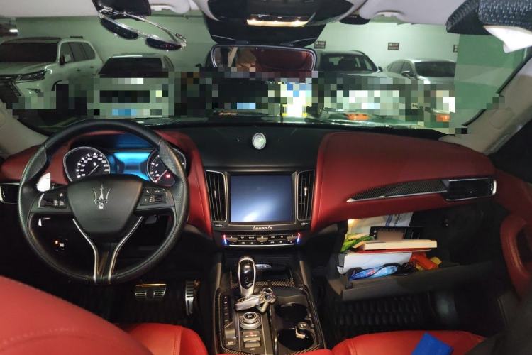 Used Maserati Levante 2016 3.0T Standard Edition Headliner