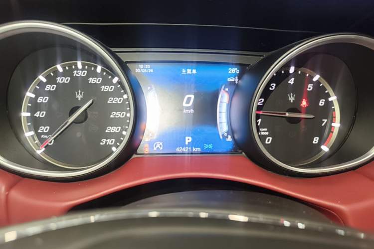 Used Maserati Levante 2016 3.0T Standard Edition Instrument Cluster