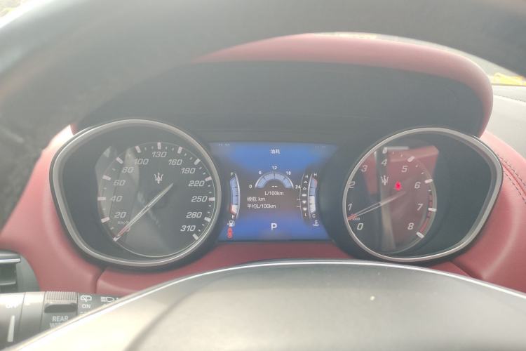 Used Maserati Levante 2016 3.0T Standard Edition Instrument Cluster