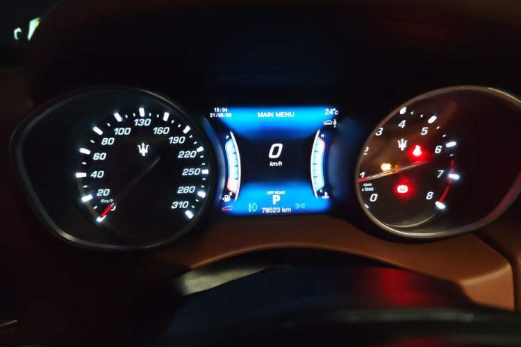 Used Maserati Levante 2016 3.0T Standard Edition Instrument Cluster